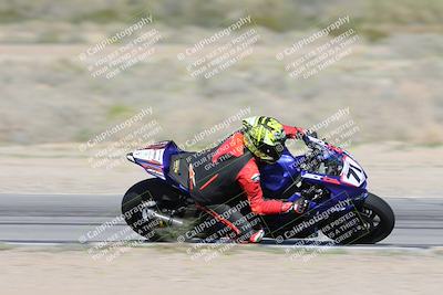 media/Jan-15-2026-Racers Edge (Thu) [[dfebeb70ab]]/2-A Group/Session 3 (Turn 15 Inside Pans)/